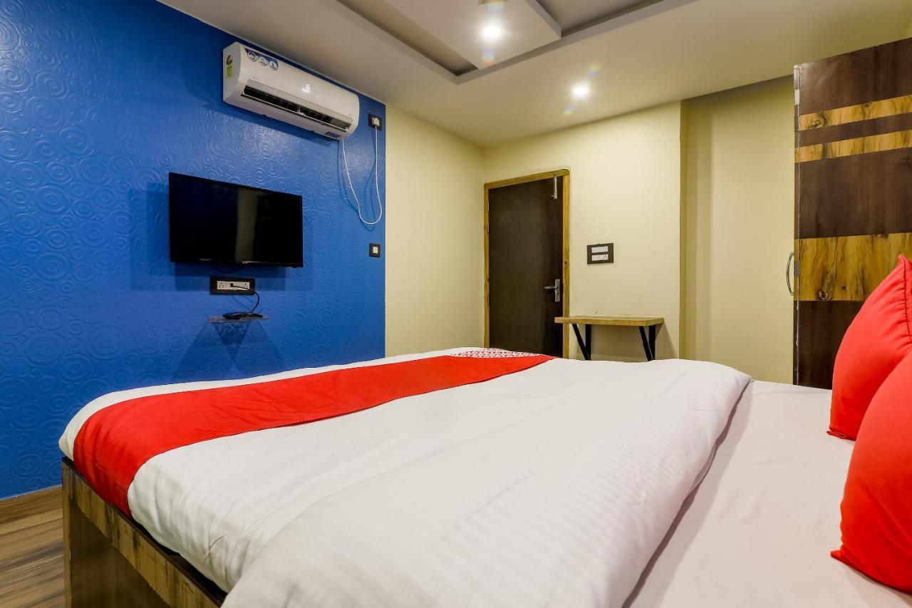 Oyo 36201 Sangam Grand Hotel Gauháti Kültér fotó